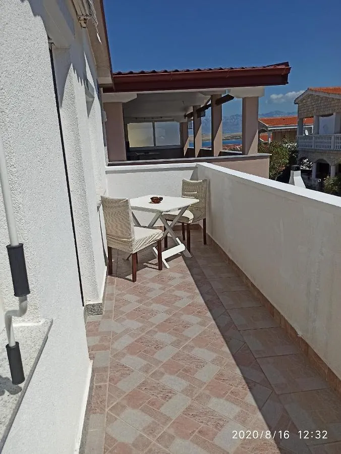 Apartment Apartmani Lun Vir Croatia