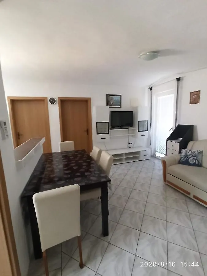 Apartmani Lun Vir 0*,  Croatia