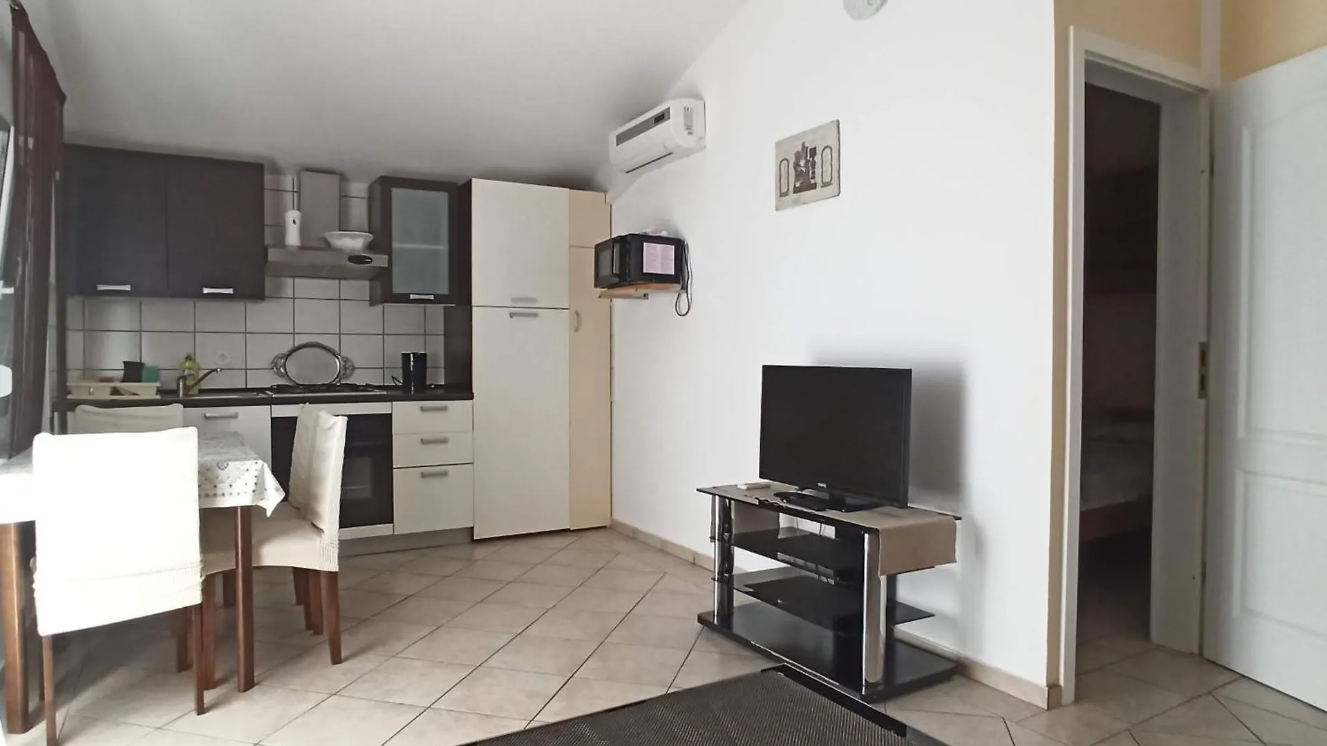 Apartment Apartmani Lun Vir