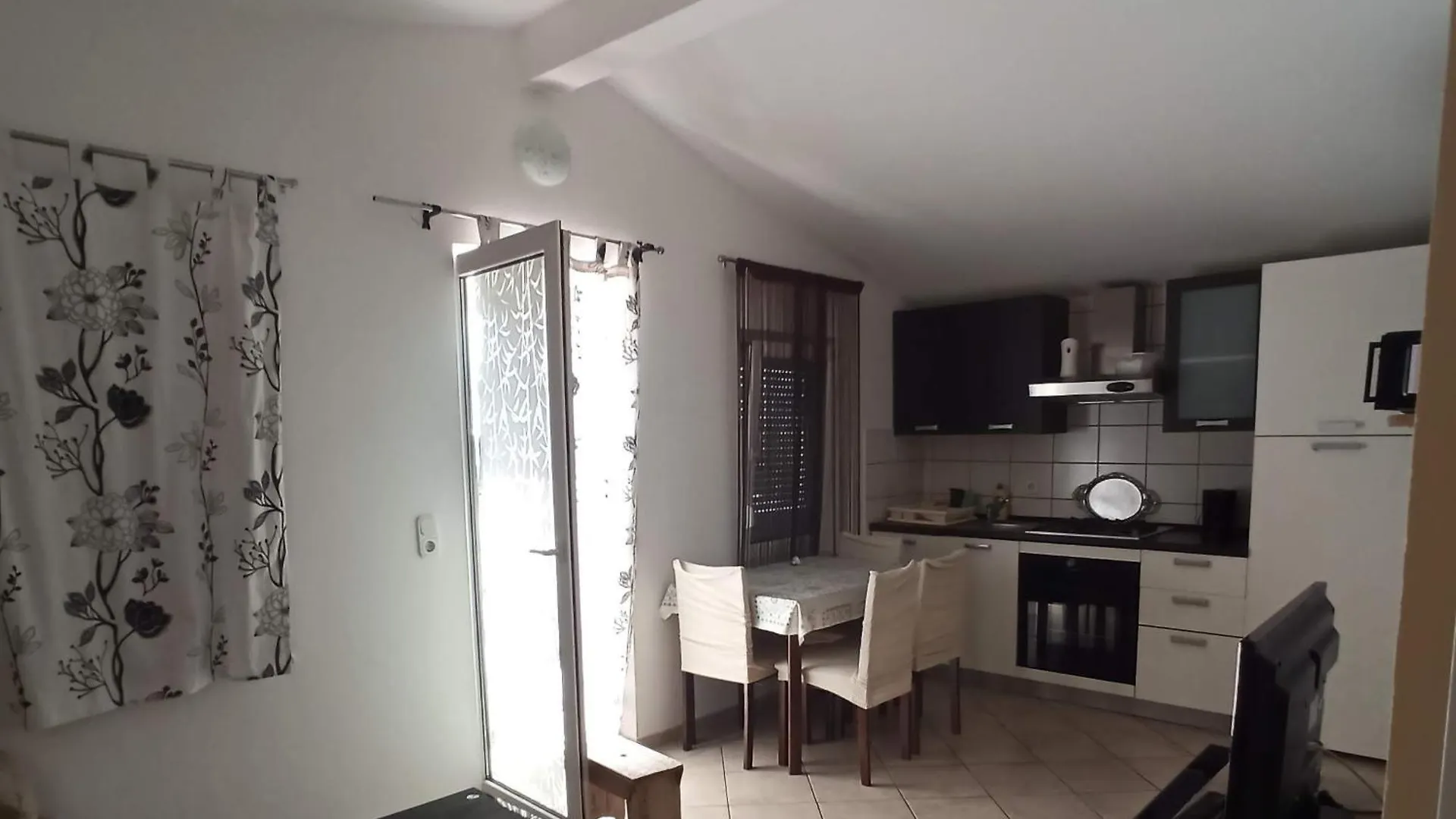 Apartmani Lun Vir
