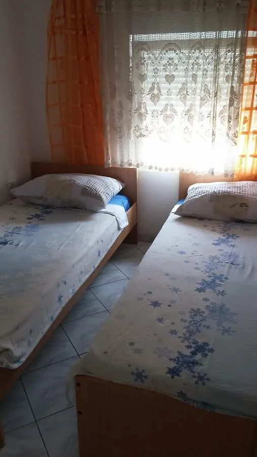 Apartmani Lun Vir