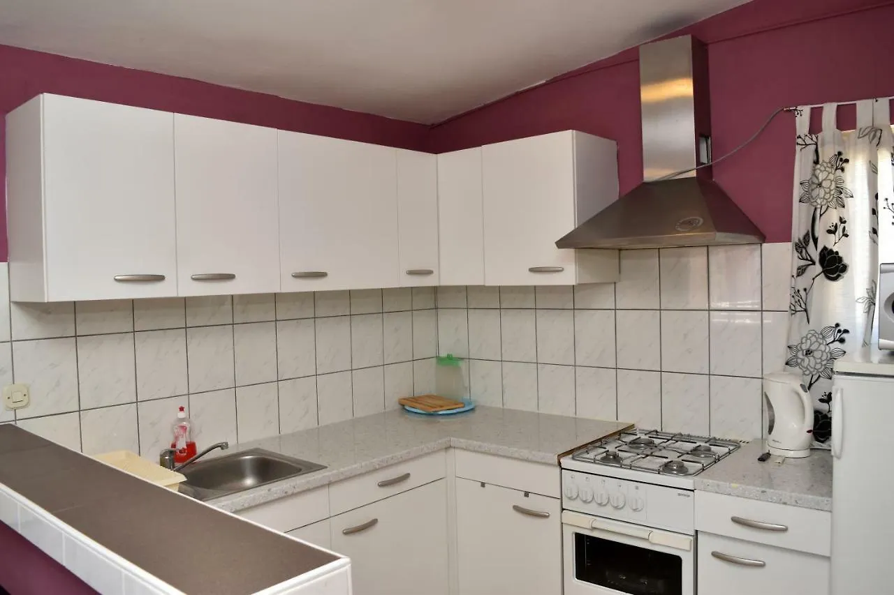 Apartment Apartmani Lun Vir
