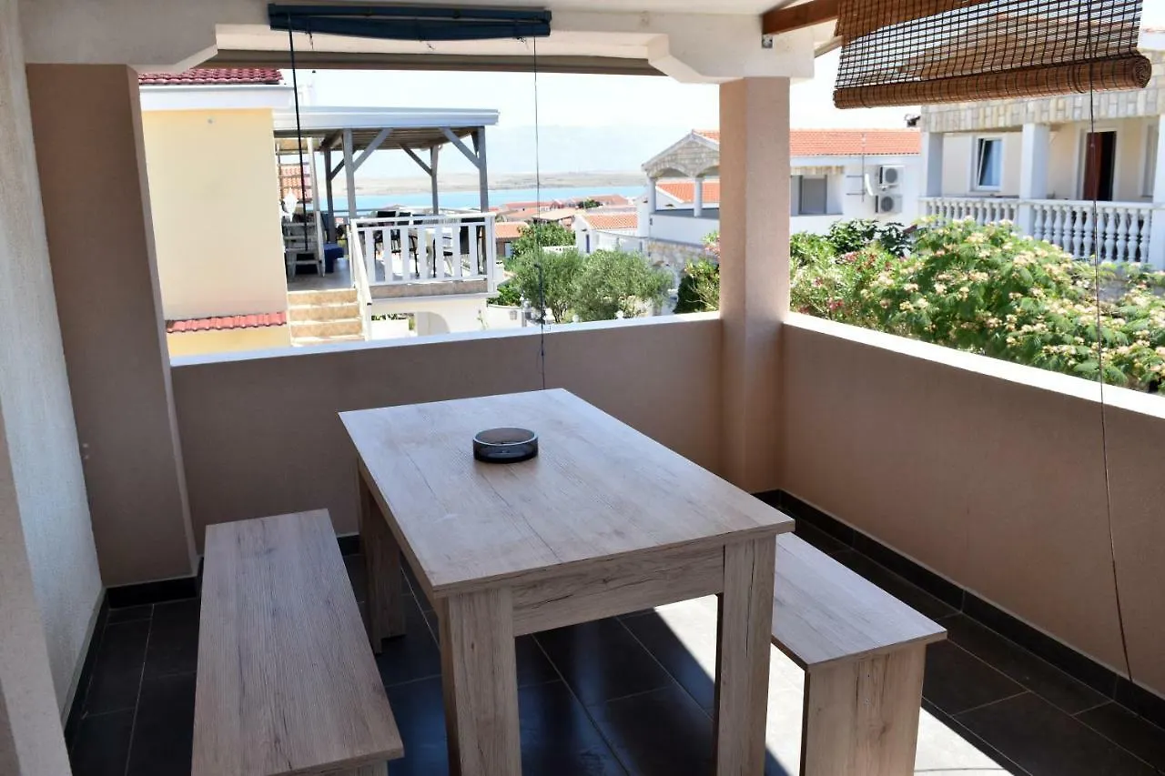 Apartment Apartmani Lun Vir Croatia