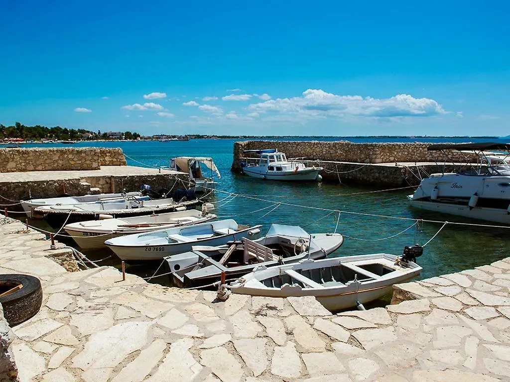 Apartmani Lun Vir 0*,  Kroatien